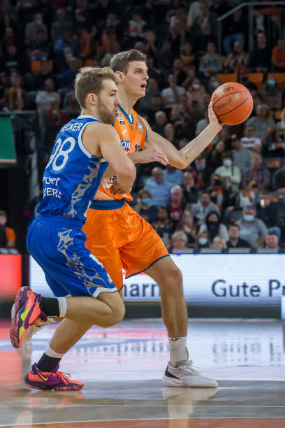 年轻球员如 年轻球员如